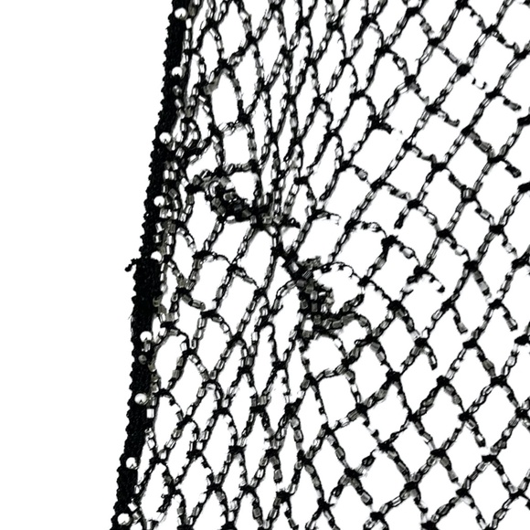 VINTAGE BLACK BEADED CROCHETED SHAWL WRAP W SILVER BEADS & SCALLOPED EDGES - Picture 14 of 16